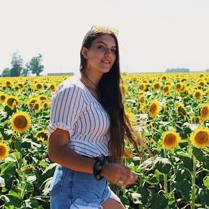 Meet your Posher, Ellie